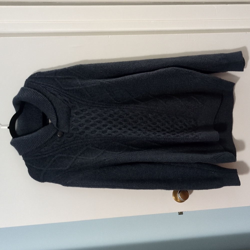 Cozy Cable Knit Sweater in Dark Blue